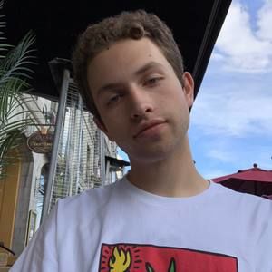 Meet your Posher, Collin